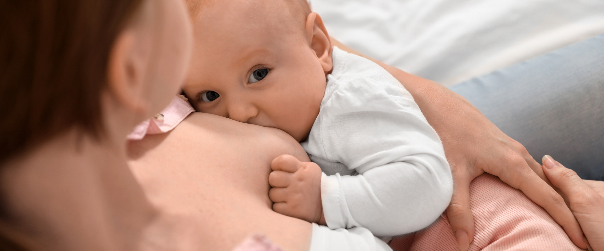 Breastfeeding Guide: Correct Techniques and Practical Tips